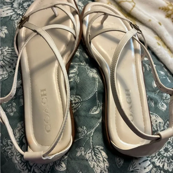 Coach Elegant White Strappy Sandals Sold Out Online Heel 0.5” EUC Wore 2 Times - Picture 4 of 9
